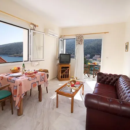 Boulevard Aetos * Айя-Евфимия