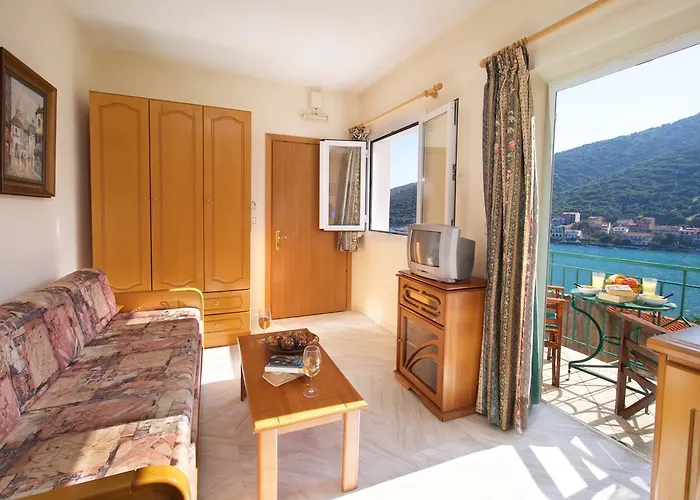 Boulevard Aetos Апартаменты Айя-Евфимия