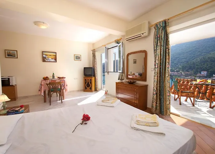 Boulevard Aetos Апартаменты